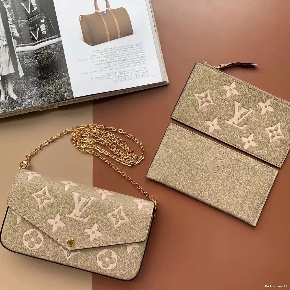 Cheap VUITTON POCHETTE FÉLICIE LOUIS 0524